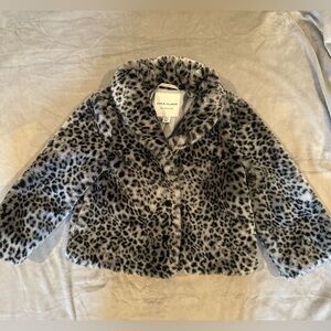 Faux fur cropped coat